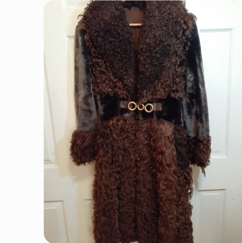 Vintage Chocolate Brown Authentic Lambs Fur